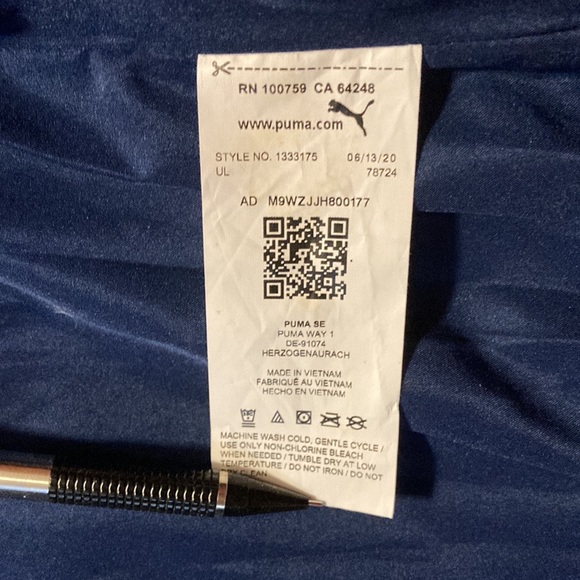 Puma Puffer Vest, kids 7/8, Like New - Picture 4 of 5